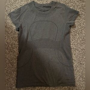 Lululemon Women's Tee